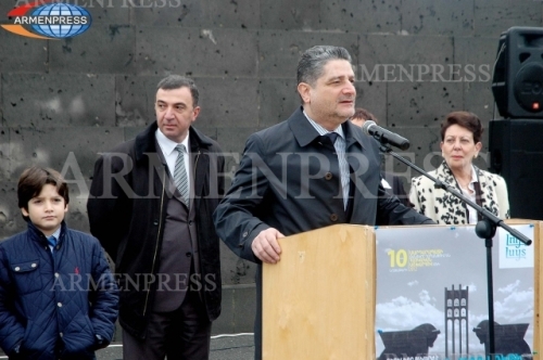  Luys Foundation called Armenians to unite around the education 