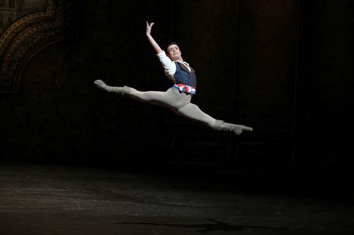 One day Davit Galstyan, who studied in the Royal Ballet School of London, will bring his 
experience to Armenia