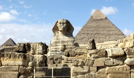 Եգիպտոսում պեղումների ժամանակ հնագույն արեւային ժամացույց է 
հայտնաբերվել