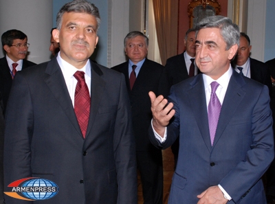 Serzh Sargsyan congratulates Abdullah Gül