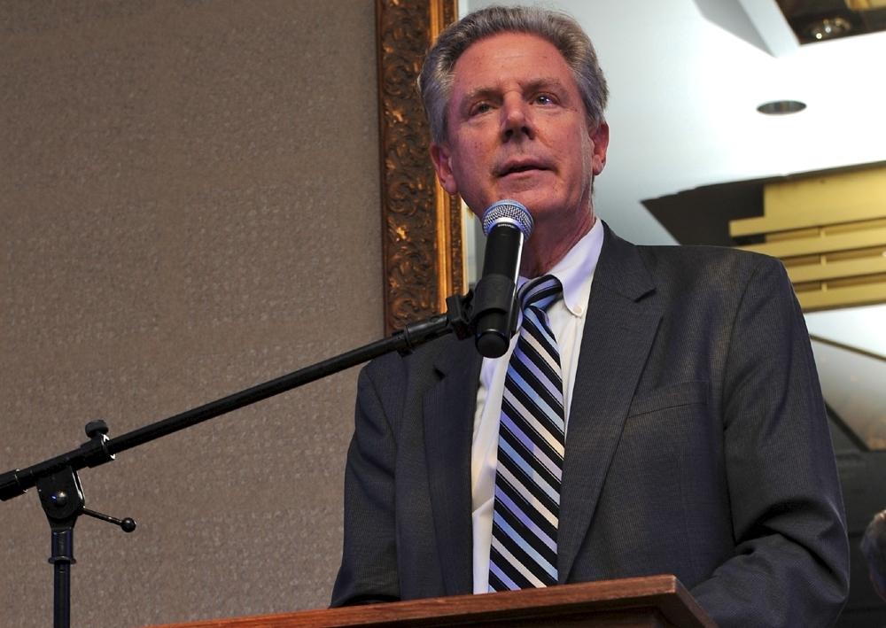 Rep. Pallone also urges White House to allow display of Armenian Genocide orphans’ rug
