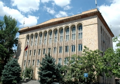 КС Армении обсудит заявление о конституционности закона «О накопительных пенсиях» 
28 марта