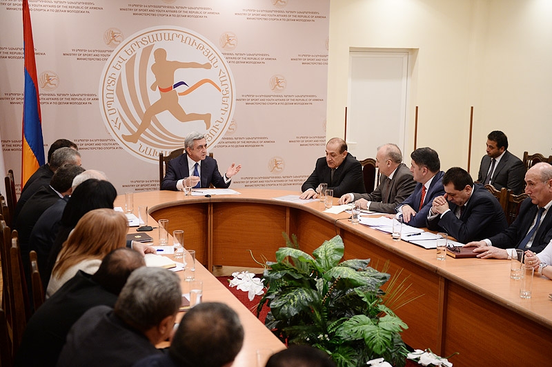 Президент Армении провел совещание в министерстве спорта и по вопросам молодежи