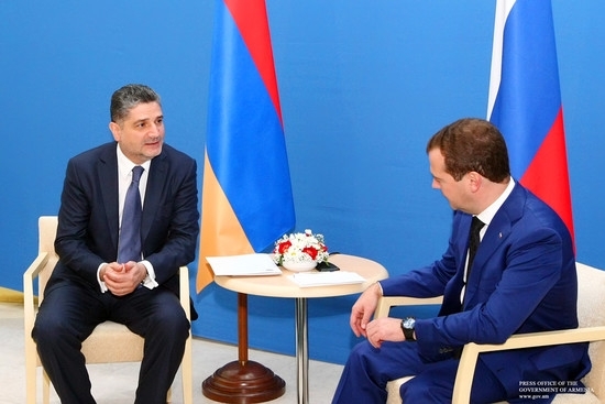 Armenia’s PM expresses admiration on Sochi Games

