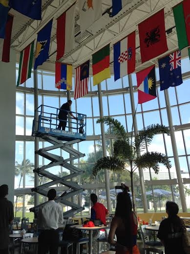 В Международном университете Флориды представлены флаги Армении и Нагорно-
Карабахской Республики