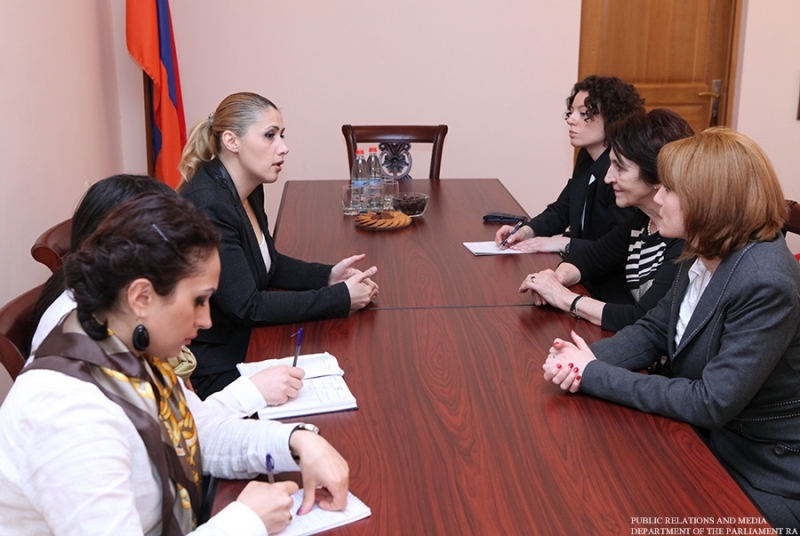 Председатель Постоянной комиссии НС Армении по защите прав человека встретилась с 
председателем Комиссии правосудия и прав человека парламента Польши