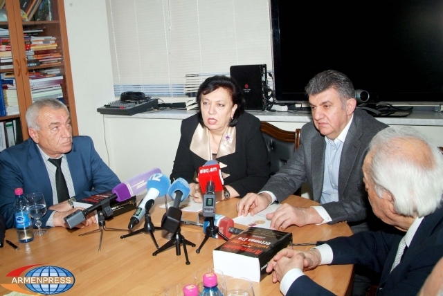 Memorandum between Armenian Union of Russia and Diaspora Minister to strengthen 
Diaspora-Homeland tie