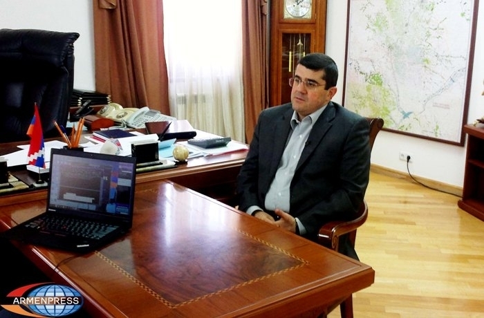Karabakh Prime Minister Arayik Harutyunyan in Yerevan to congratulate Hovik Abrahamyan
