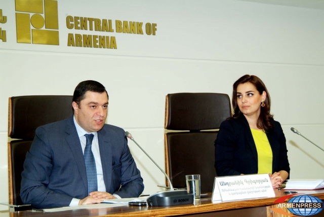 Հայաստանի ֆինանսական համակարգի դիվերսիֆիկացիան շարունակվում է, սակայն 
դեռ բարձր է բանկերի դերը

 