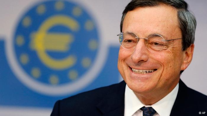 Глава ЕЦБ оказался самым высокооплачиваемым среди руководителей институтов 
Евросоюза