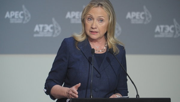Новая книга Хиллари Клинтон будет называться "Сложные решения"