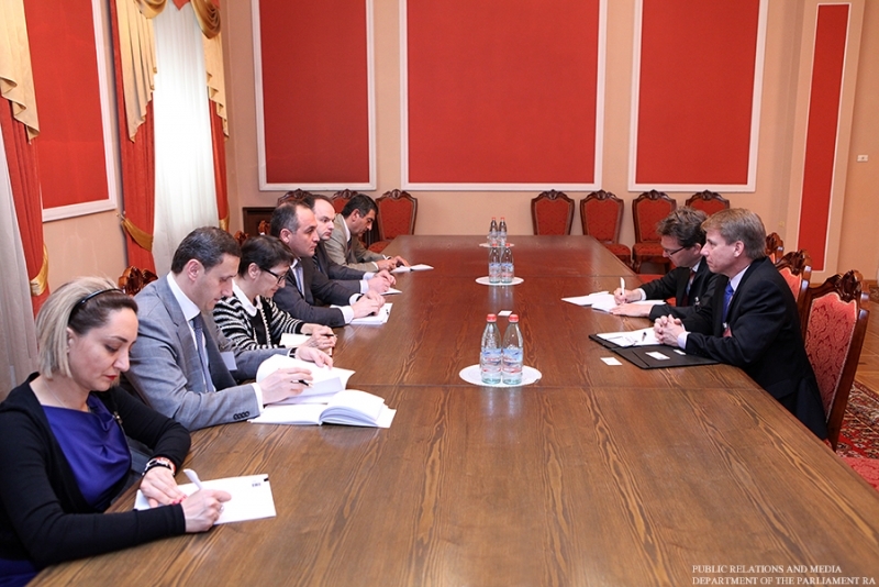 Председатель постоянной комиссии НС встретился с региональными кураторами НАТО