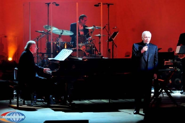 Aznavour on his 90th anniversary, gift of German President and longevity