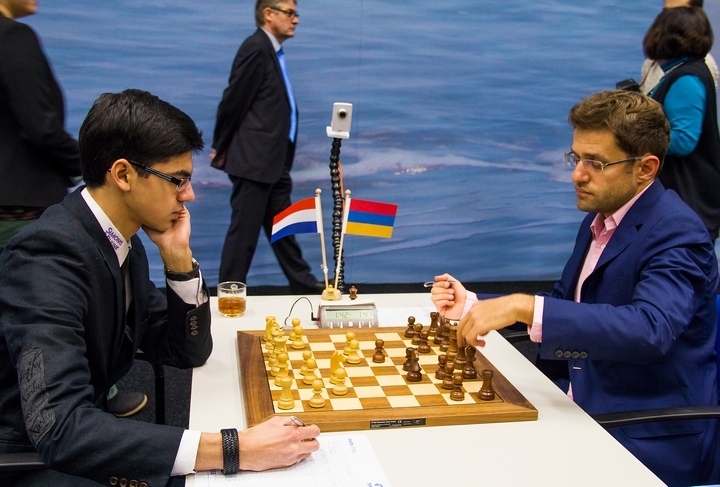 Aronian played in draw with Giri. Norway chess 2014