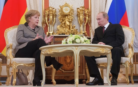 Putin and Merkel discussed crisis in Ukraine
