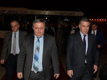 Спикер парламента Грузии прибыл в Азербайджан