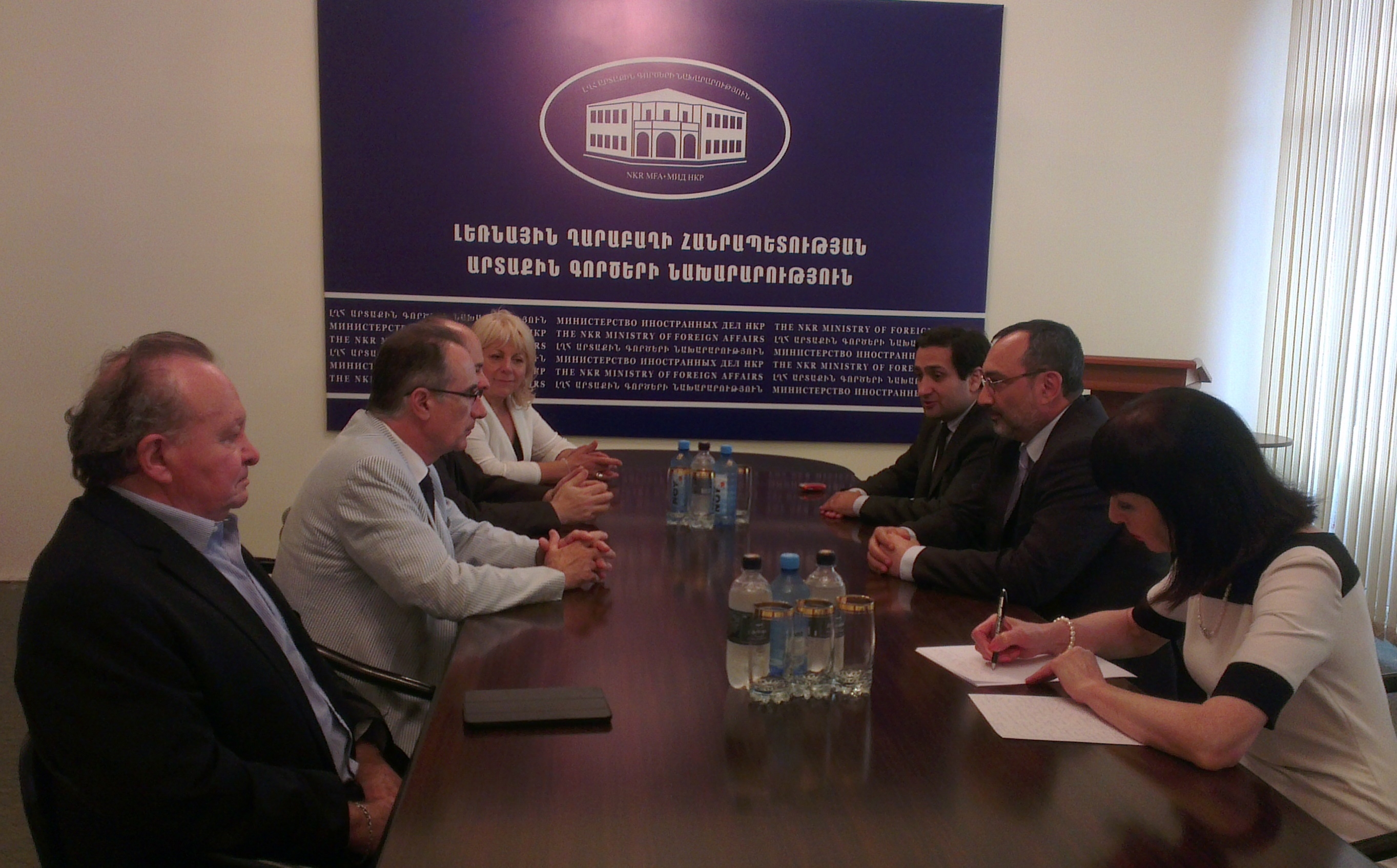 NKR Foreign Affairs Minister receives delegation of French town of Les Pennes-Mirabeau
