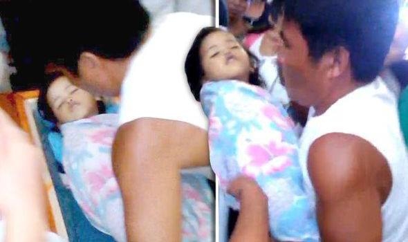 Ֆիլիպինցի աղջնակը կենդանացել է իր հուղարկավորության ժամանակ