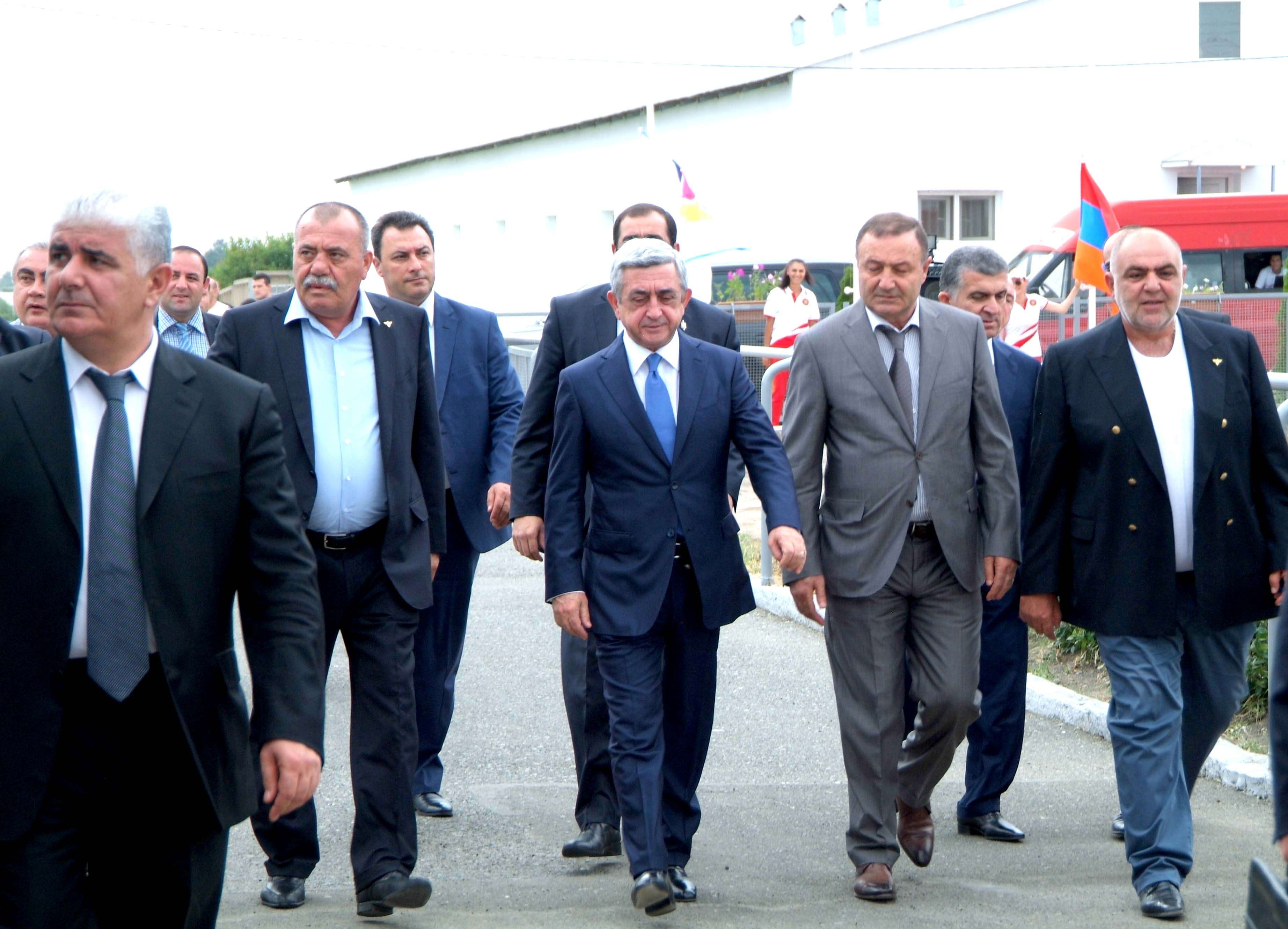 Президент Армении принял участие в церемонии открытия 21-го Чемпионата 
Европы по стрельбе из лука