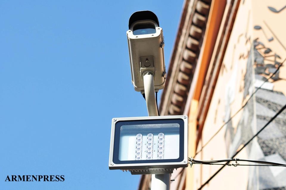 Երևանի մի շարք փողոցների խաչմերուկներում հուլիսի 28-ից գործարկվելու են նոր 
տեսախցիկներ