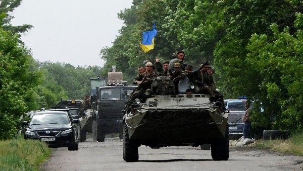 Потери военных на востоке Украины достигли 325 человек убитыми и 1232 ранеными