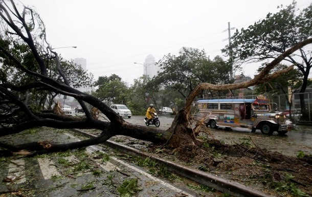 В Китае от тайфуна "Матмо" пострадали более 2,5 млн человек
