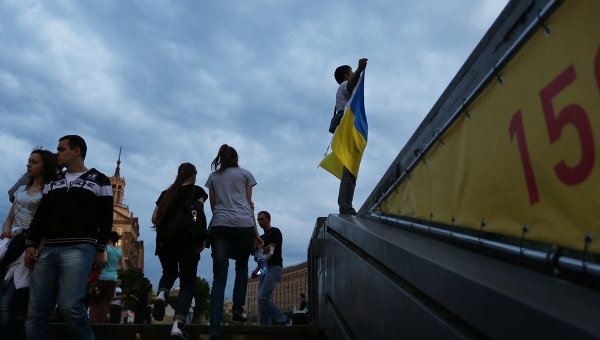 МИД Украины: Киев вернет контроль над востоком политическим путем
