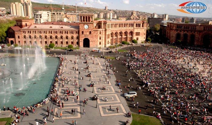 Armenia has 3 million 009 thousand 800 permanent residents