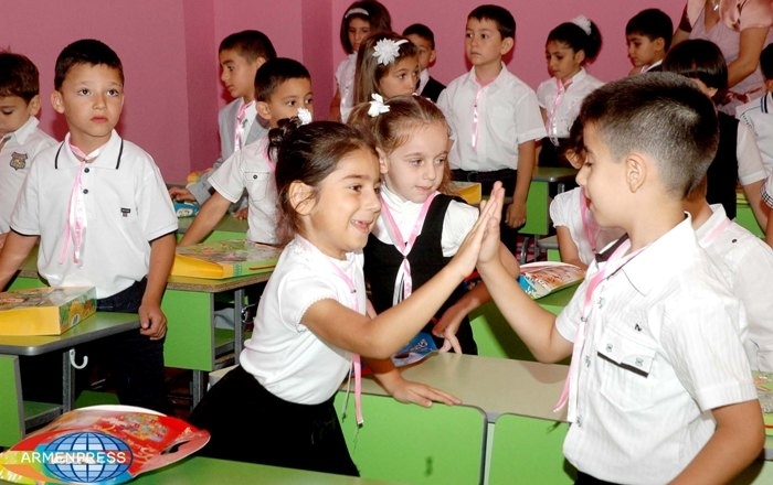 Новый предмет в учебной программе общеобразовательных школ Армении – 
«национальная песня и танец»