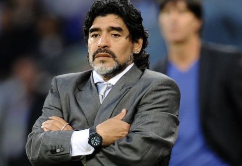 Maradona to visit Armenia