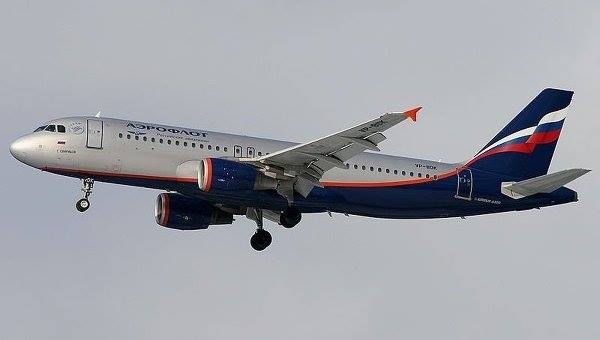 Drunken Azerbaijani passenger forces plane to land in Yerevan