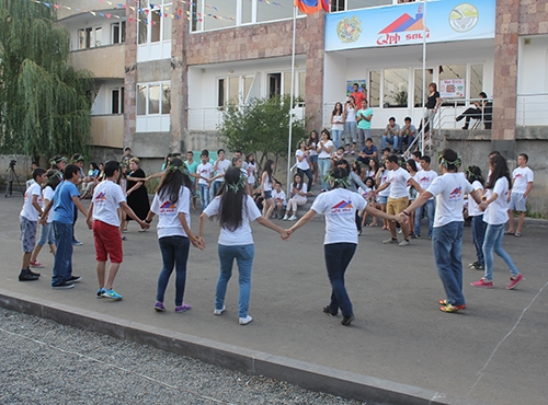 1071 Diaspora-Armenian youth participate in Ari Tun 2014