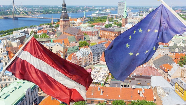 Латвия заявила, что не является активным сторонником санкций против РФ