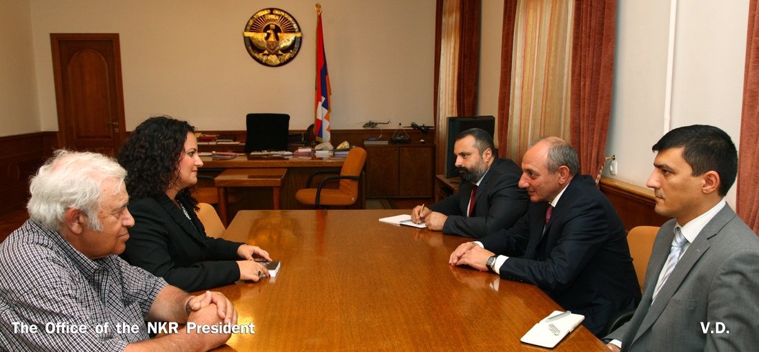 Президент НКР принял американского общественного деятеля армянского происхождения 
Анну Аствацатурян-Туркот