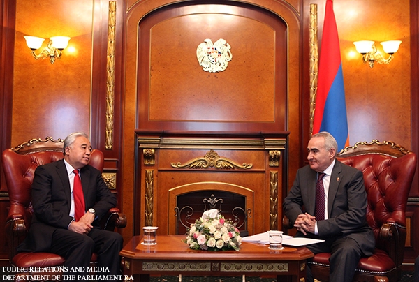 Parliament Speaker hosts Ambassador of China to Armenia