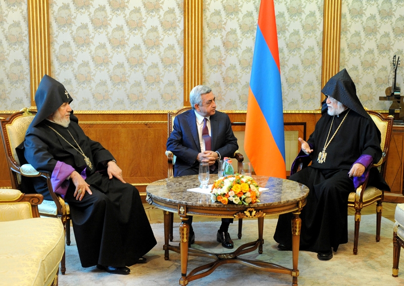 Armenia's President hosts Karekin II and Aram I