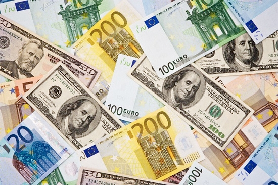 Доллар, евро и фунт подорожали