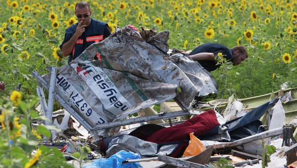 Опознаны уже 224 жертвы разбившегося на Украине малайзийского Boeing