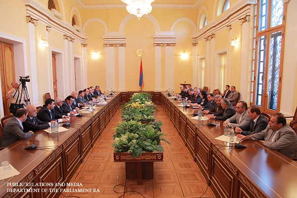 Председатель Национального Собрания принял участников 5-го всеармянского форума 
«Армения-Диаспора»