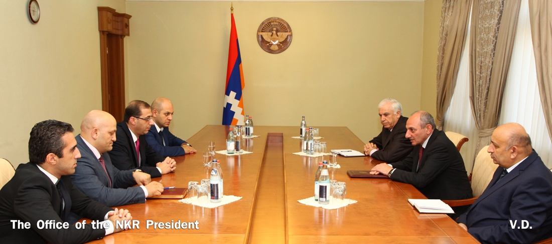 Bako Sahakyan and Gabriel Ghazaryan discuss issues on cooperation in the sphere of sport