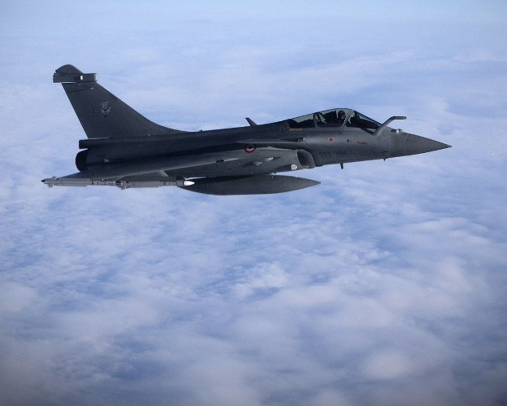 Британские самолеты нанесли первый удар по позициям "ИГ" в Ираке