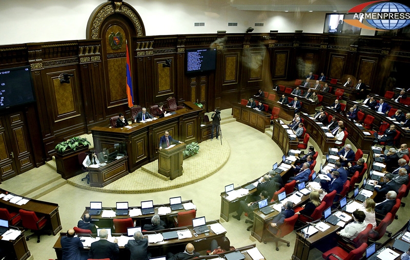 Премьер-министр Армении призвал «четверку» сотрудничать с правительством