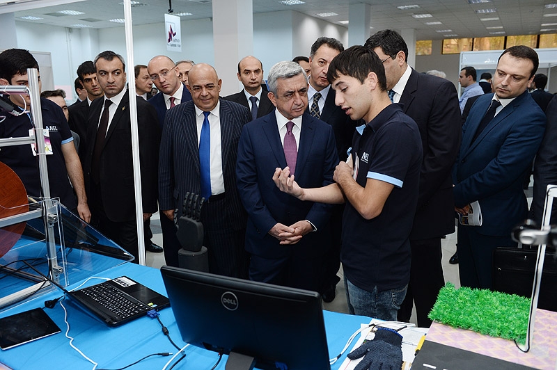 President of Armenia attends DigiTech Expo-2014