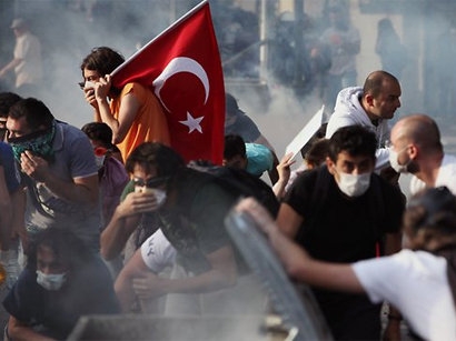 Թուրքիայում դիմակներով ակցիաները կհամարվեն  պետականության դեմ գործողություն եւ կարգելվեն

