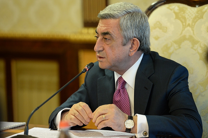Президент Армении не видит альтернативы мирному урегулированию карабахского 
конфликта путем переговоров