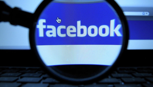 
Ежемесячная аудитория Facebook достигла 1,35 млрд пользователей
