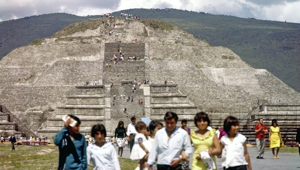 Мексиканские археологи нашли тысячи древних артефактов