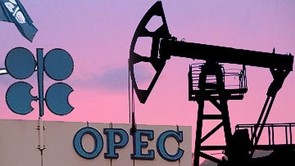 ОПЕК: организация в целом сохранит в 2015 году нынешние объемы добычи нефти
