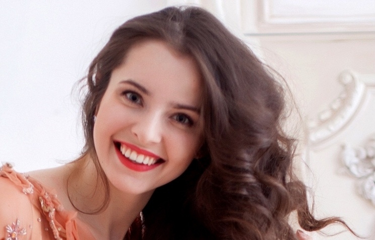 Представительница Белоруссии победила на конкурсе "Миссис Мира-2014"