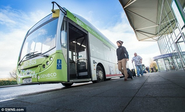 В Британии появился первый в мире автобус на биогазе из пищевых отходов